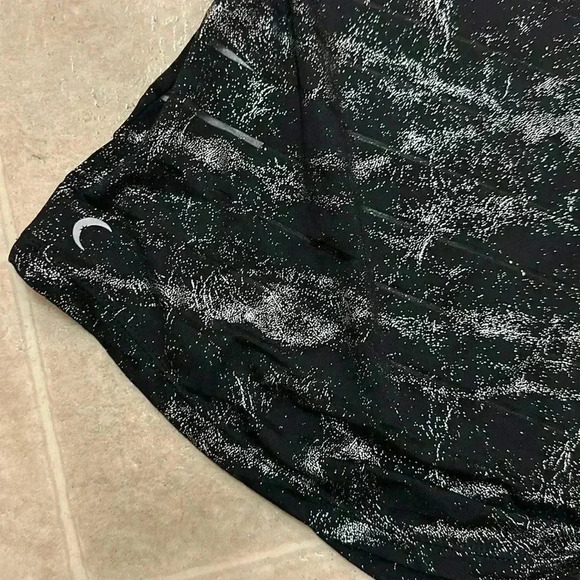 ZYIA - Picture 3 of 4